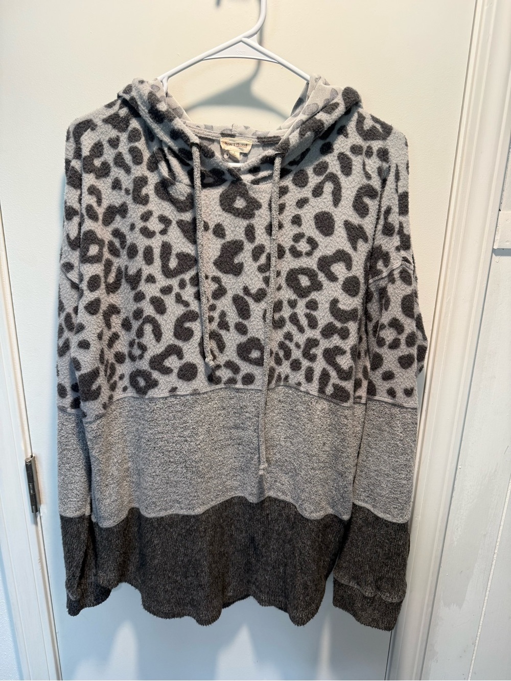 Hem & Thread Grey Leopard Colorblock Hooded Pullover